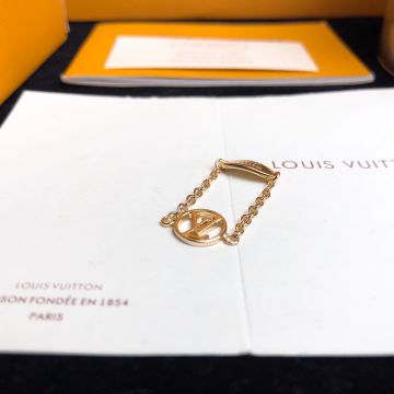 New Louis Vuitton Women's Fashion Gold Signature Nameplate Round LV Logo Short Chain Ring Hot Selling