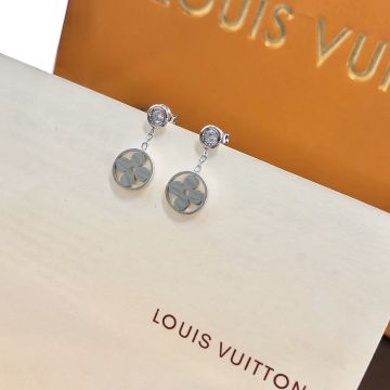 Replica Louis Vuitton Idylle Blossom Silver Female Rounded Sun Monogram Flower & Diamond High-end Earrings Q96167