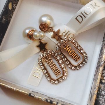 Most Luxury Christian Dior J'ADIOR Rectangular Hollowed-out Pendant Diamonds Edging Women White Pearl Earrings UK