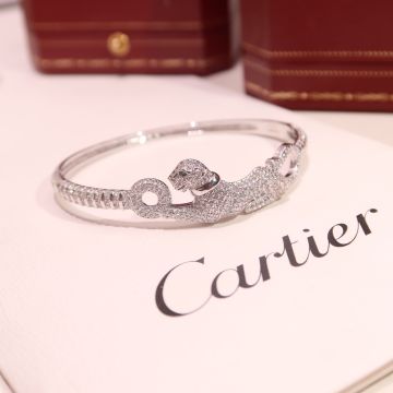 Cartier Panthère de Cartier Paved Diamonds Emeralds Eyes High End 925 Sterling Silver Bangle For Ladies