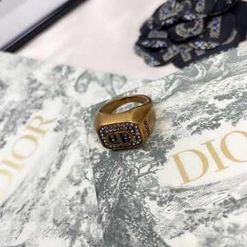  Dio(R)Evolution Brass Pave Diamond Theme Distressed Metal CD Letter Men'S Vintage Luxury Ring