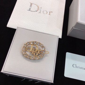  Spring New Style Christian Dior Classic Brass Logo Motif White Crystals Edging Fashion Oval Brooch For Ladies Online