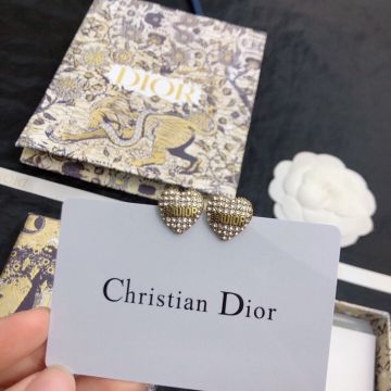  Hot Selling Christian Dior Heart-shaped J’Adior Brass Paved Diamonds Earrings Female Jewellery Online