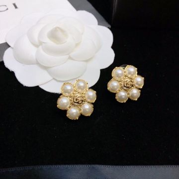  Gucci Flora Motif Golden Flower Pearls Center Design Double G Logo Detail Earrings For Women Best Discount 645669 I4620 8078