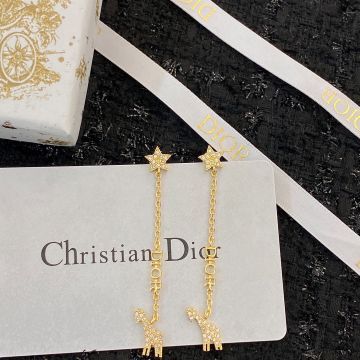  Dior Diamond Star Embellished Logo Detail Giraffe Shape Pendant Gold Chain Women'S Earrings Best Discount