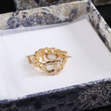 Replica Dior Clair D Lune Paved White Crystal CD Detail Gold Finish Metal  Link Design Women'S Ring R0988CDLCY_D301