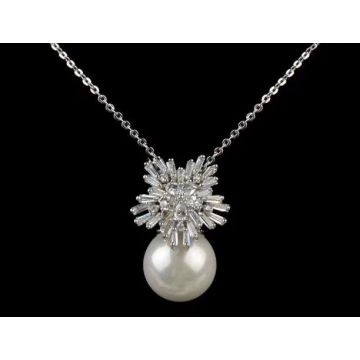 Christian Dior Classic Fashion 925 Silver White Pearl Ball Pendant Womens Snowflake Shaped Diamonds Necklace 