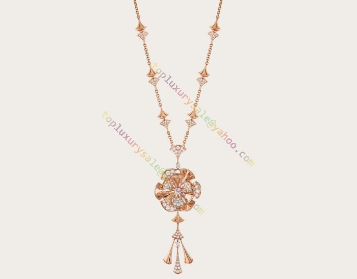 Louis Vuitton Necklace Monogram Collier Roman Holiday Gold Tone Necklace